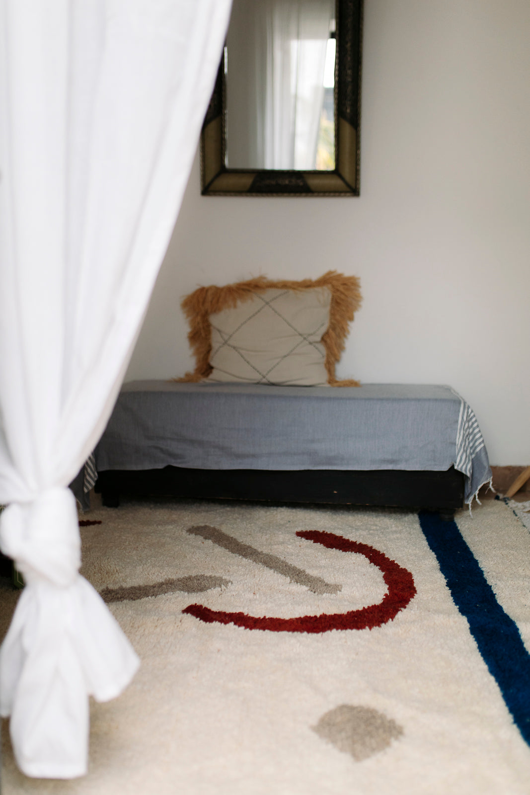 Moroccan minimal beige rug