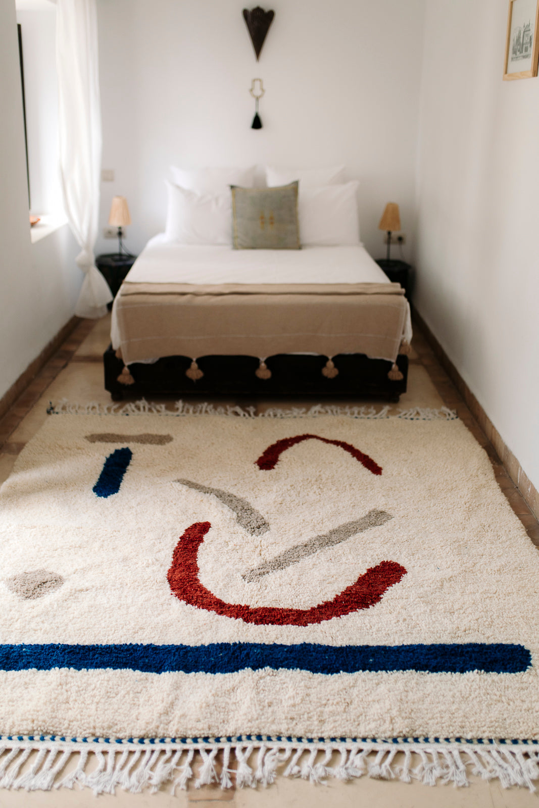 Scandinavian style wool rug for marble floor