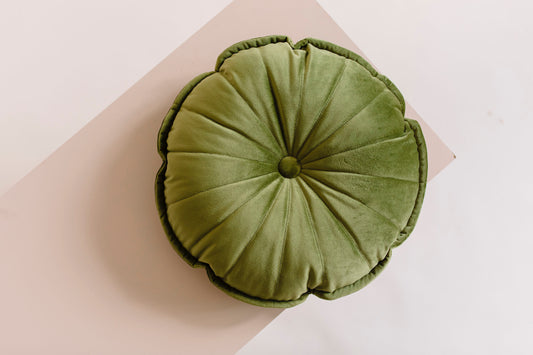 round velvet cushion